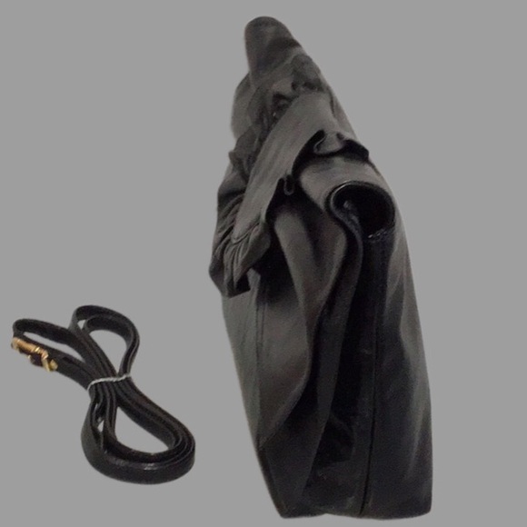 Vintage SUSAN GAIL Leather Clutch/Shoulder Bag with Large Bow Front Flap, Black - Picture 5 of 14